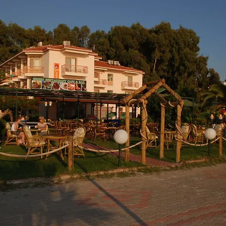 Ξενοδοχείο Ceren
