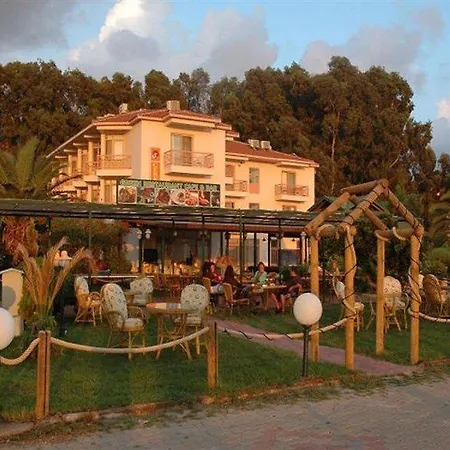 Hotel Ceren 2*