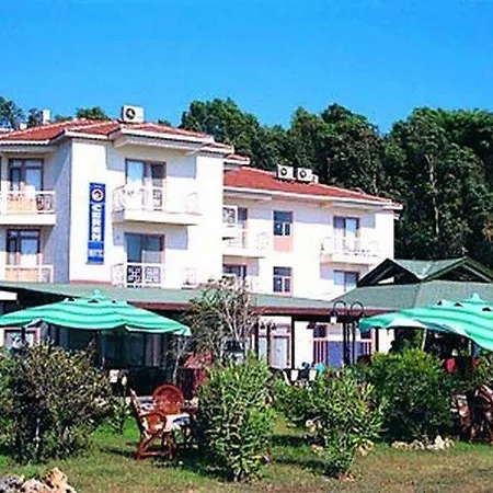 Ξενοδοχείο Ceren Φετιγιέ